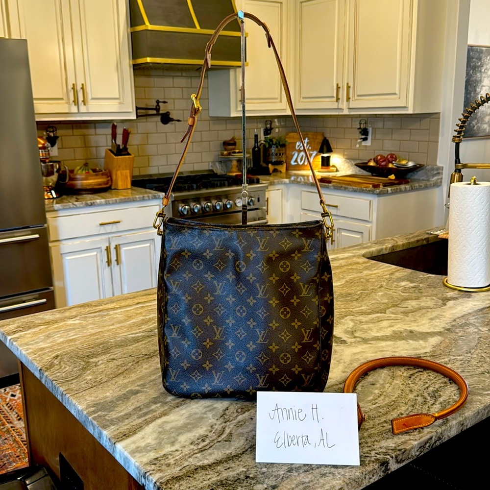 SOLD Louis Vuitton Looping GM with conversion hardware EXTRA LV STRAP INCLUDED